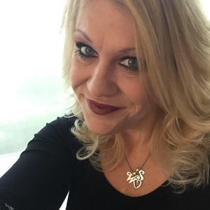 Meet your Posher, Wendy